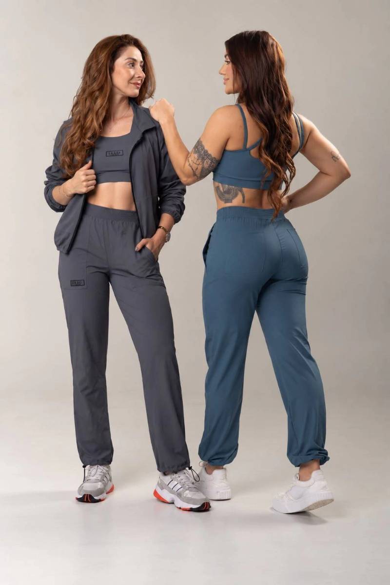 Conjuntos de calça da coleção Move